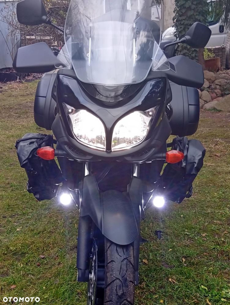 Suzuki V-STROM - 2