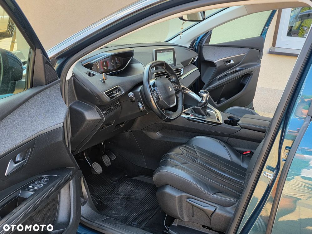 Peugeot 5008 BlueHDI 130 Allure Business-Paket - 16