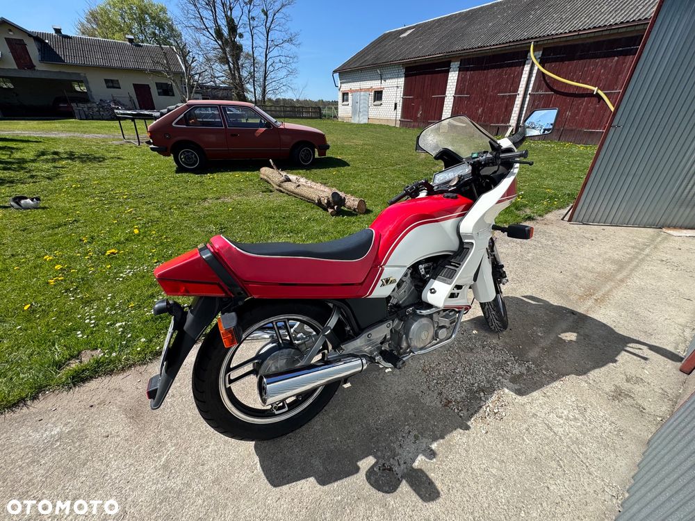 Yamaha XZ - 4