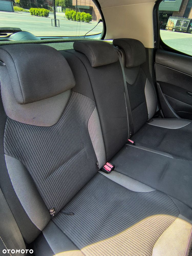 Peugeot 308 - 4
