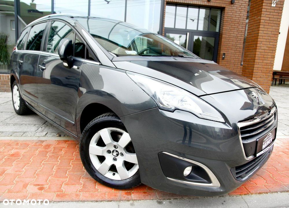 Peugeot 5008 - 24