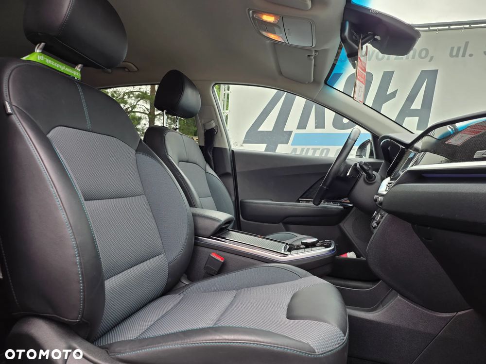 Kia Niro 64kWh L - 16