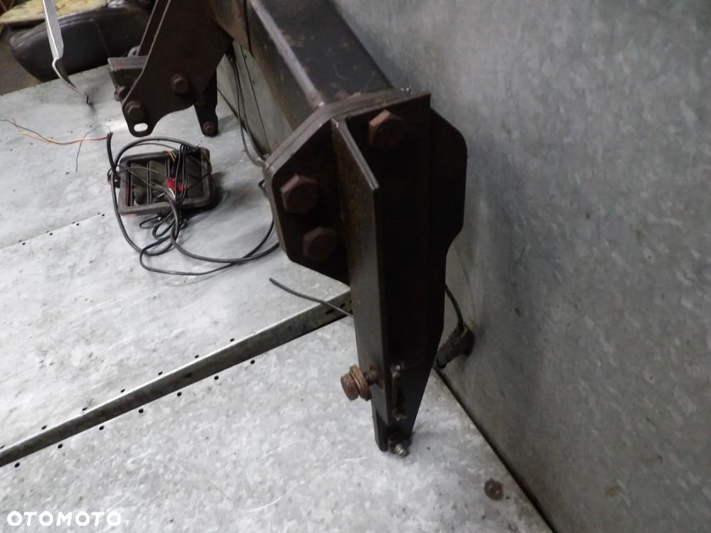 JEEP GRAND CHEROKEE WK2 HAK HOLOWNICZY - 5