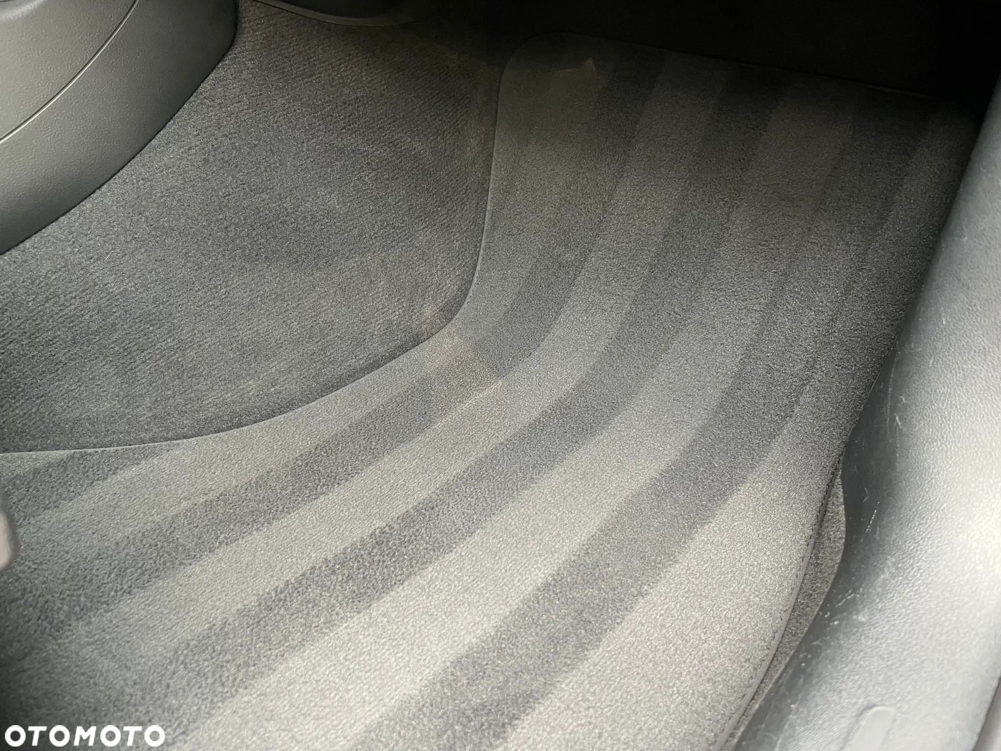 Audi A4 Avant 2.0 TDI e DPF Ambiente - 27
