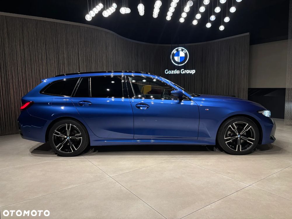 BMW Seria 3 320d M Sport - 5