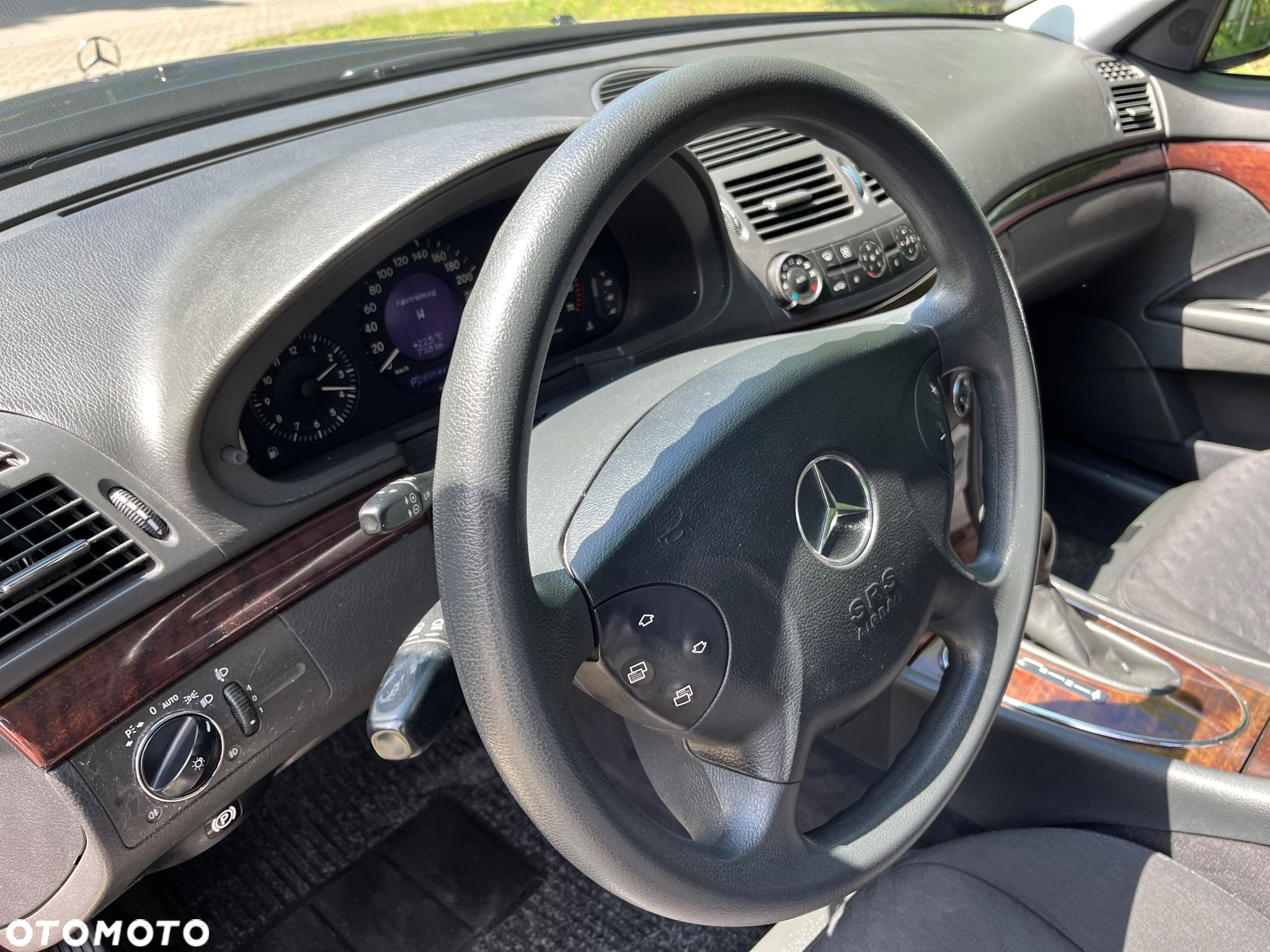 Mercedes-Benz Klasa E 200 T Kompressor Automatik Classic - 21