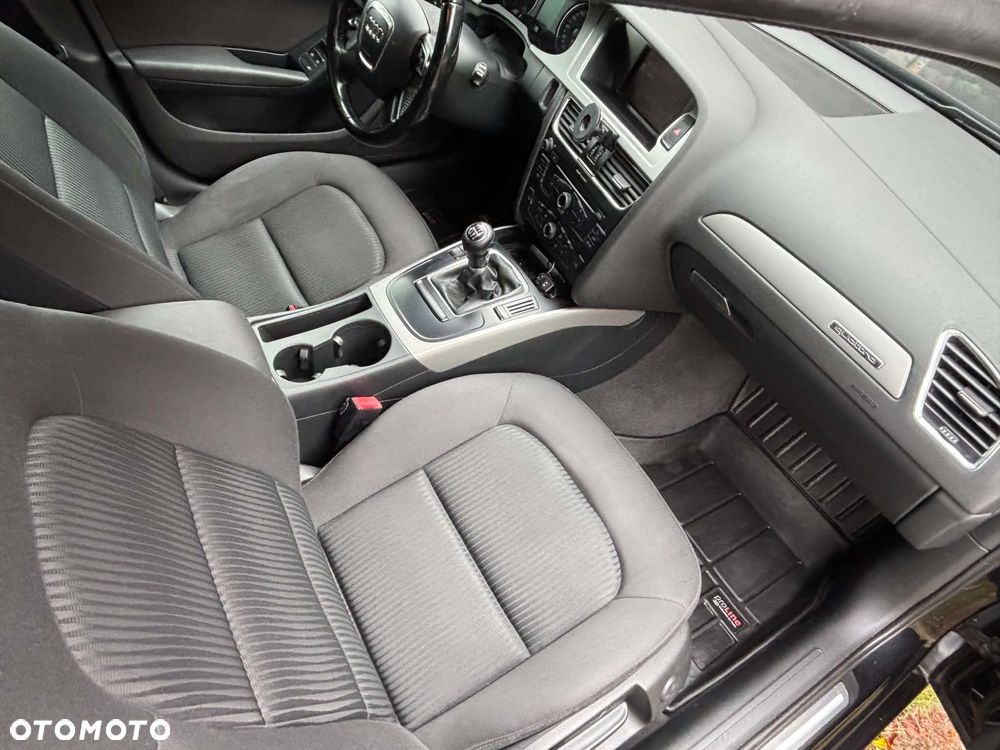 Audi A4 Avant - 13