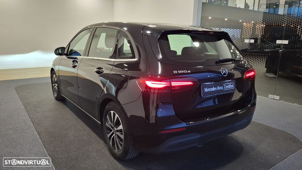 Mercedes-Benz B 180 d - 8
