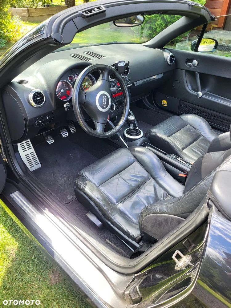Audi TT Roadster 1.8T - 8