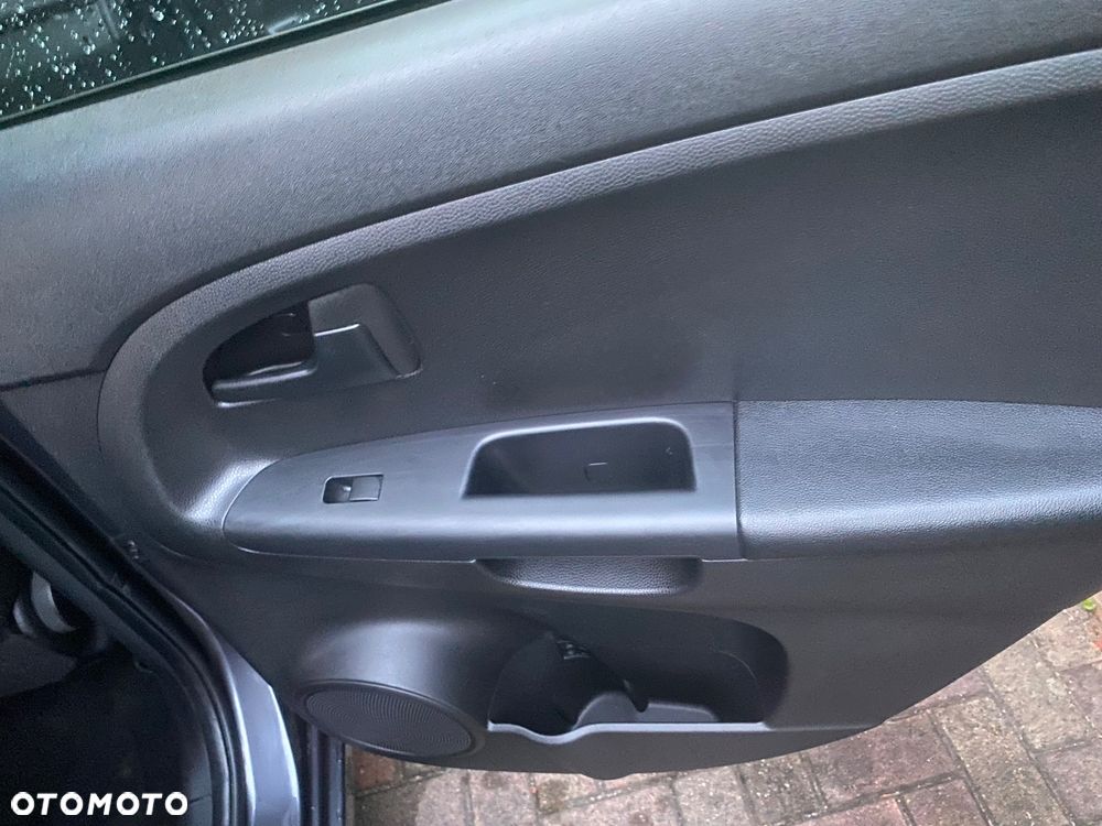 Kia Venga 1.4 CVVT Attract - 4
