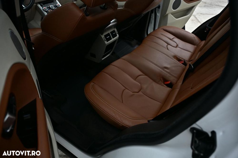 Land Rover Range Rover Evoque - 13