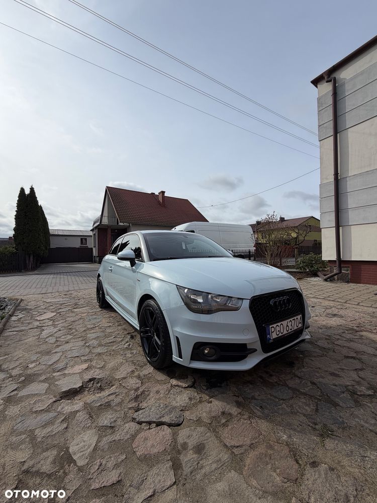 Audi A1 3-drzwiowe 1.4 TFSI S tronic S line edition - 2