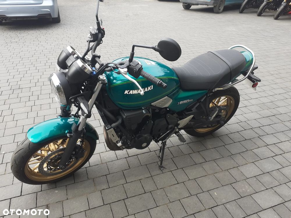 Kawasaki Z 650 RS - 17