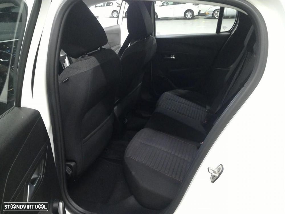 Peugeot e-208 50 kWh Active - 4