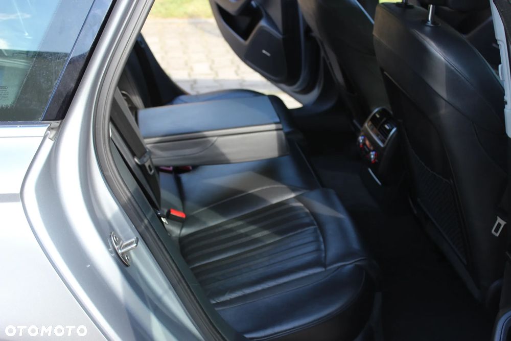 Audi A6 Avant 3.0 TDI quattro S tronic - 21