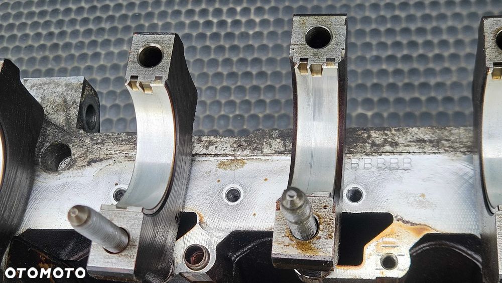Blok 06D103023 BBBBB Dół Silnik Cylindry Panewki Mocowanie Wału 2.0 FSI AWA Audi A4 B6 B7 VW - 31