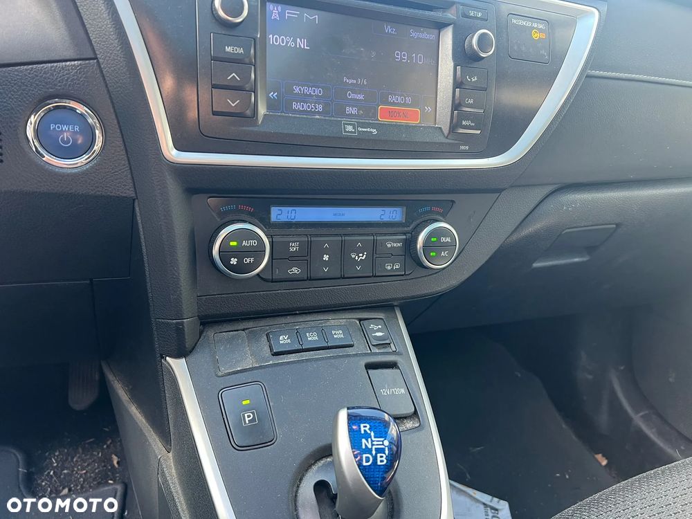 Toyota Auris 1.8 VVT-i Automatik Executive - 10