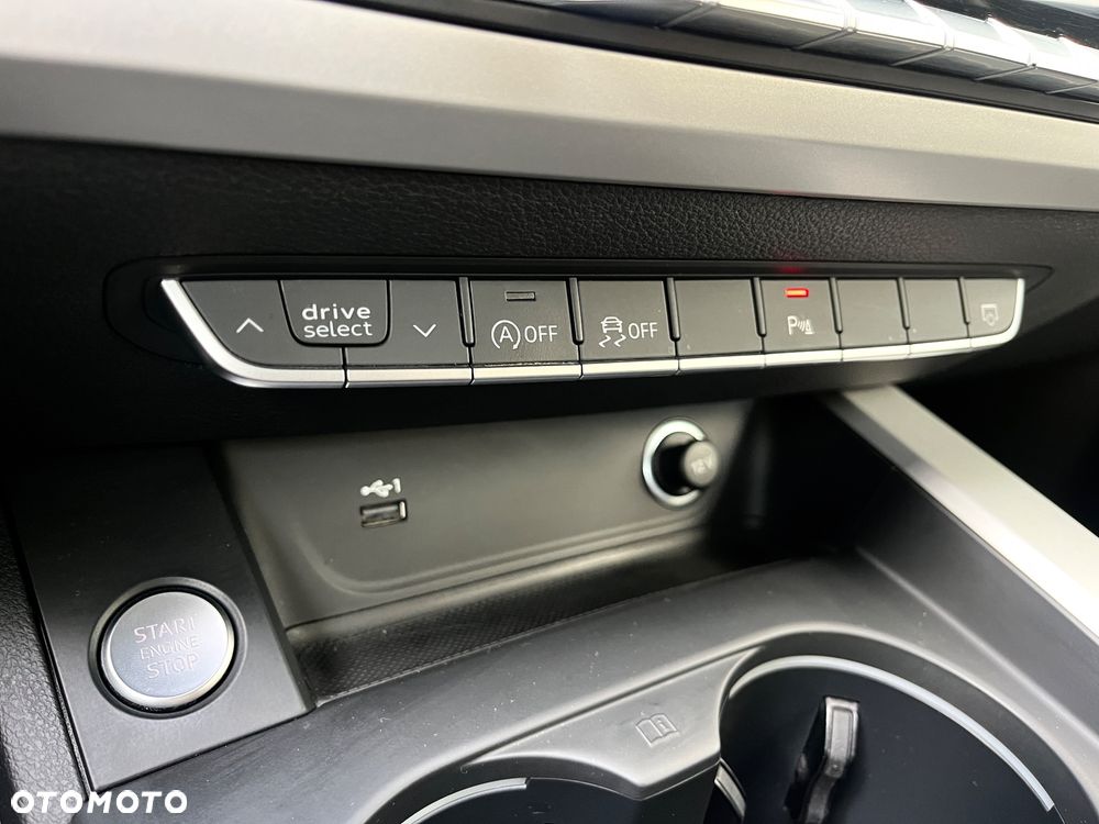 Audi A4 Avant 40 TDI quattro S tronic S line - 27