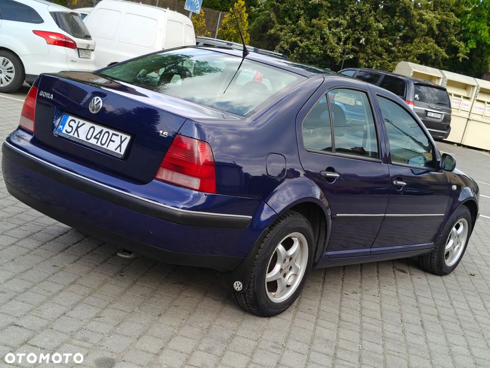 Volkswagen Bora 1.6 Comfortline - 13