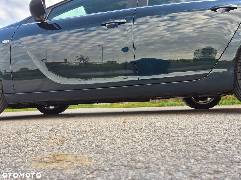 Opel Insignia - 30