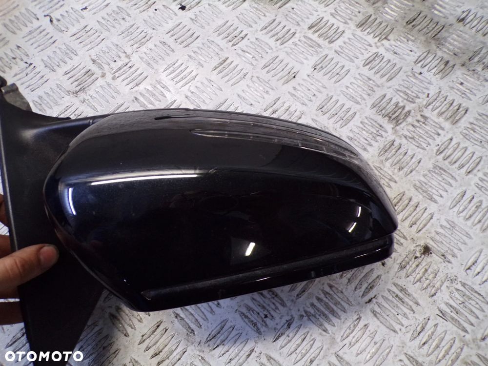 LUSTERKO PRAWE MERCEDES CLA A117 7 PIN - 4