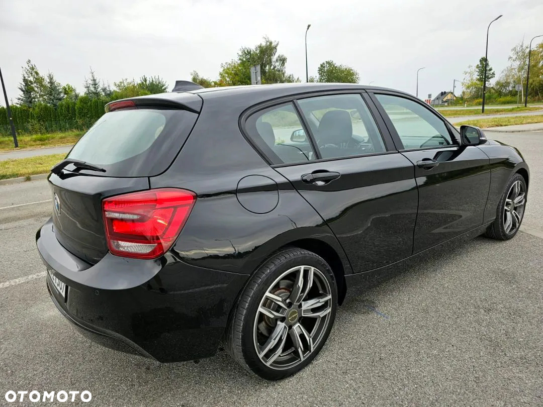 BMW Seria 1 114i - 33