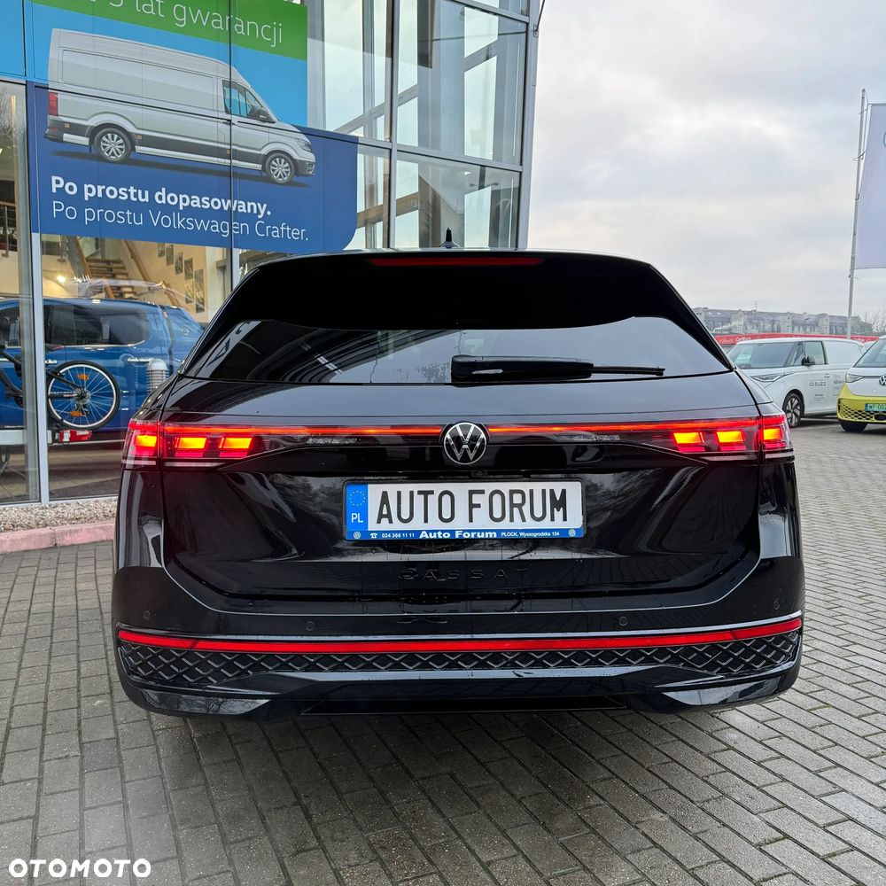 Volkswagen Passat - 8