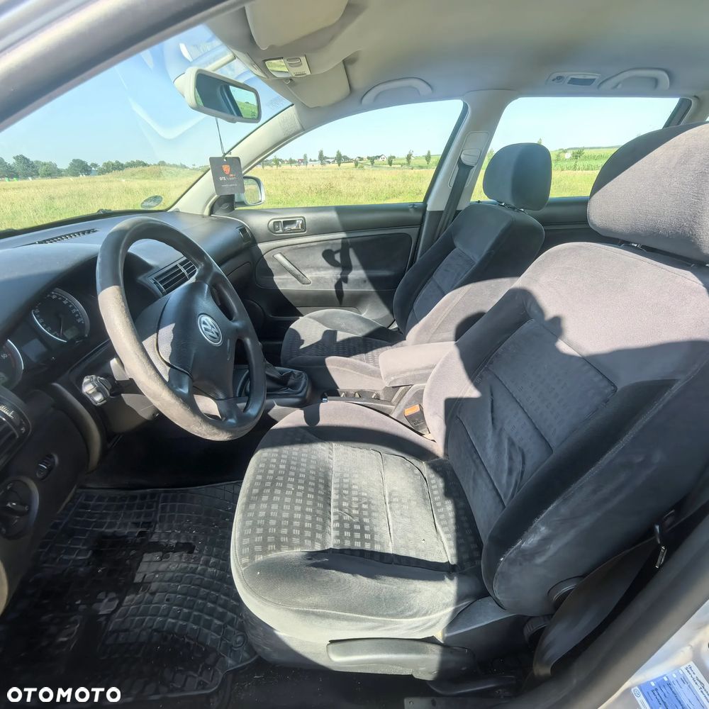 Volkswagen Passat 1.9 TDI - 8