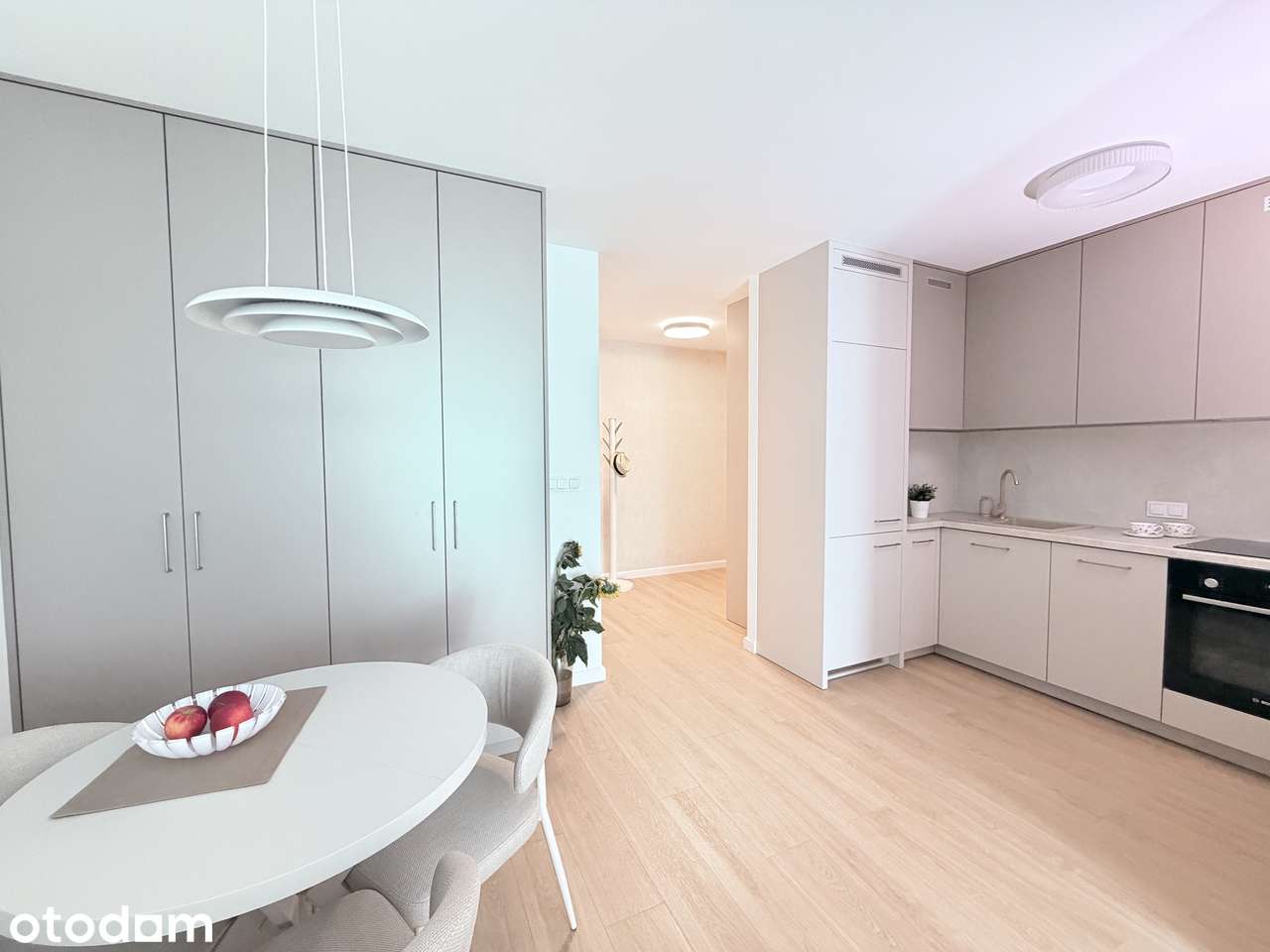 2 pokoje, loggia - Śródmieście, bezpośrednio