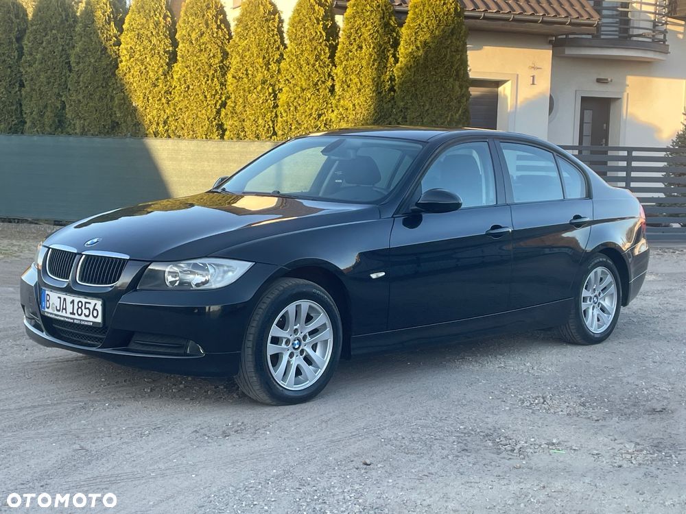 BMW Seria 3 318i Edition Exclusive - 2