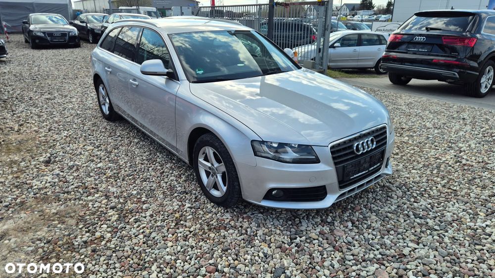 Audi A4 Avant 1.8 TFSI Ambiente - 9