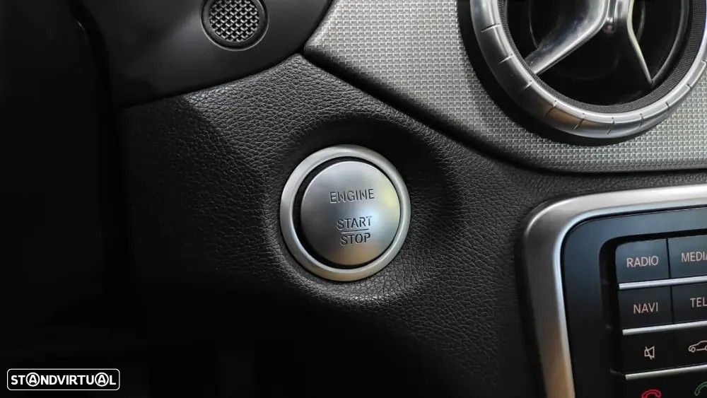 Mercedes-Benz CLA 200 - 42