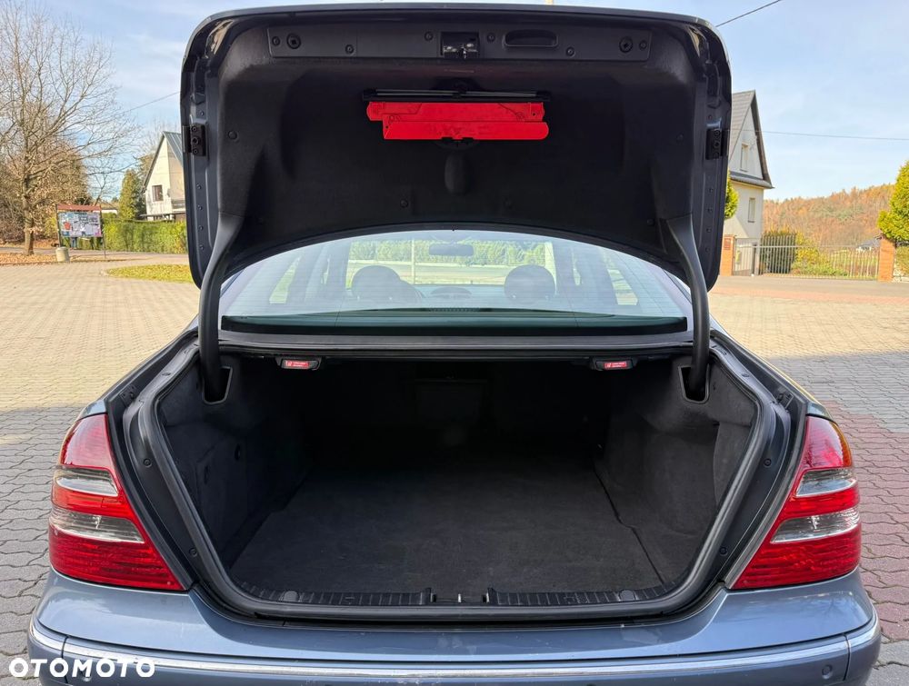 Mercedes-Benz Klasa E 200 CDI Automatik Elegance - 30