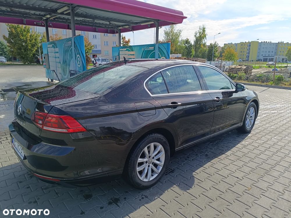 Volkswagen Passat 2.0 TDI EVO Business DSG - 29