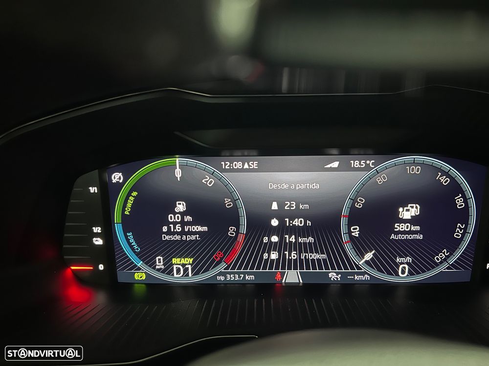 Skoda Superb Break 1.4 TSI iV Laurin&Klement DSG - 28