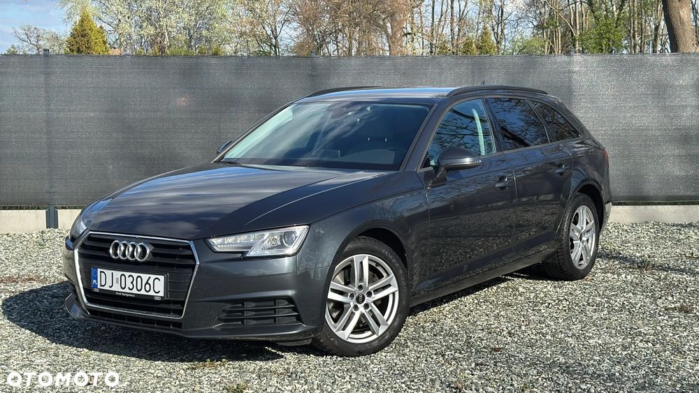 Audi A4 Avant 2.0 TDI - 1