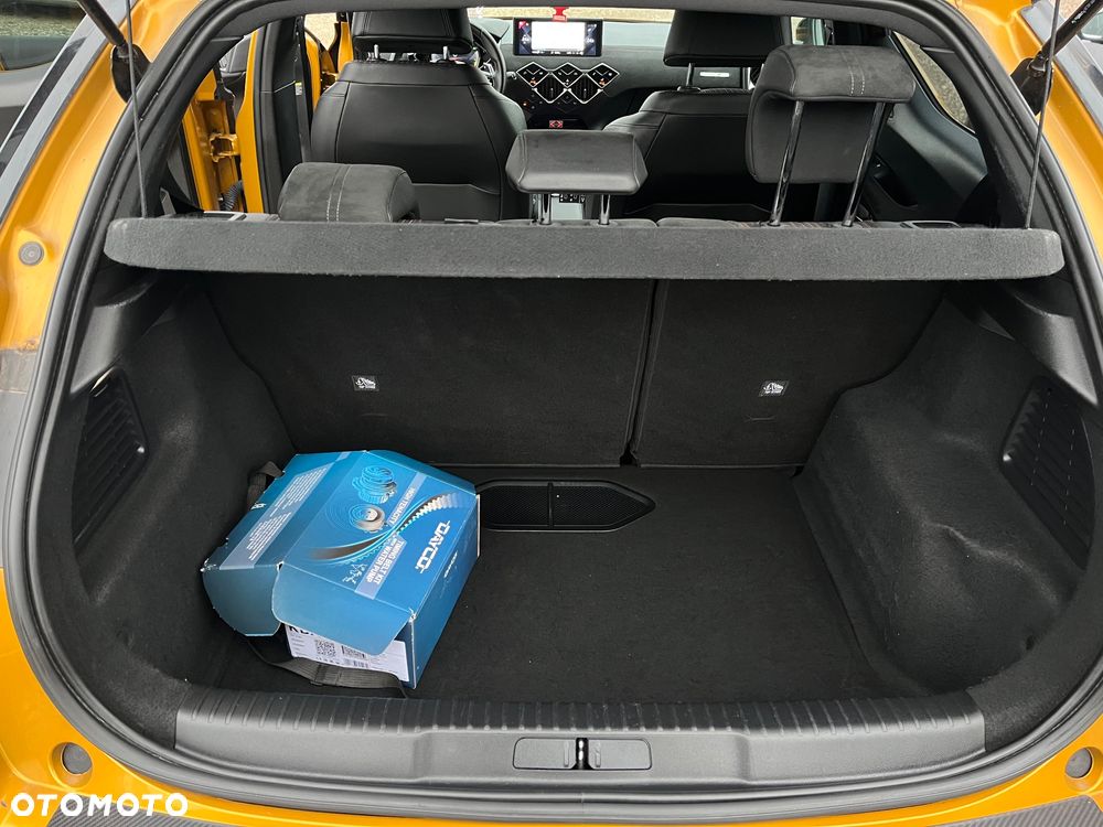 DS Automobiles DS 3 Crossback 1.2 PureTech Performance Line + - 29