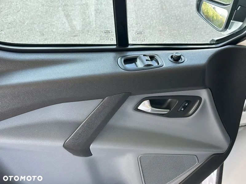 Ford Transit Custom - 21