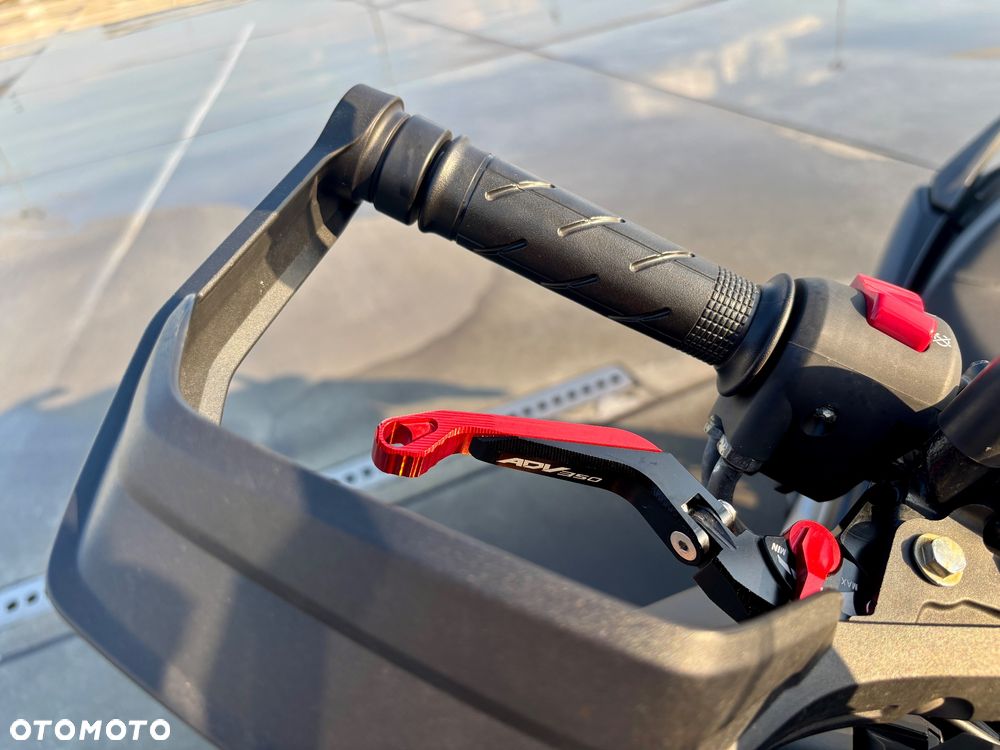 Honda ADV350 - 7