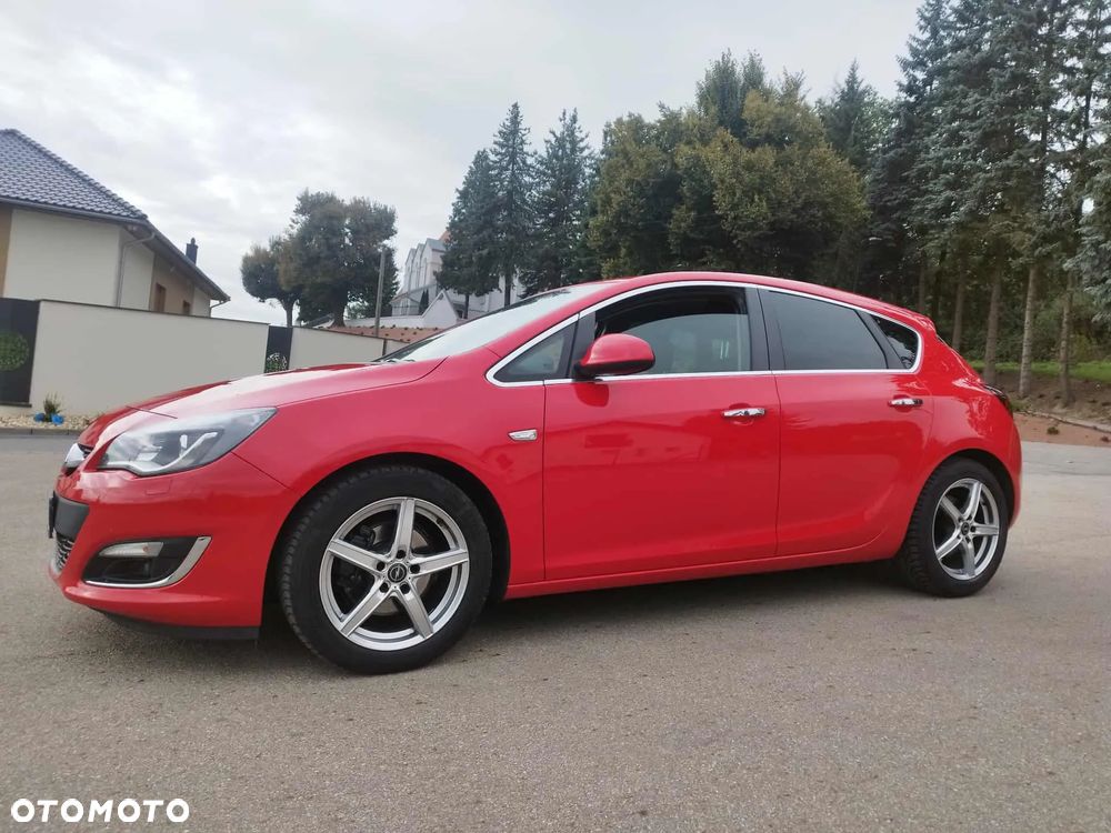 Opel Astra IV 1.6 T Executive - 23