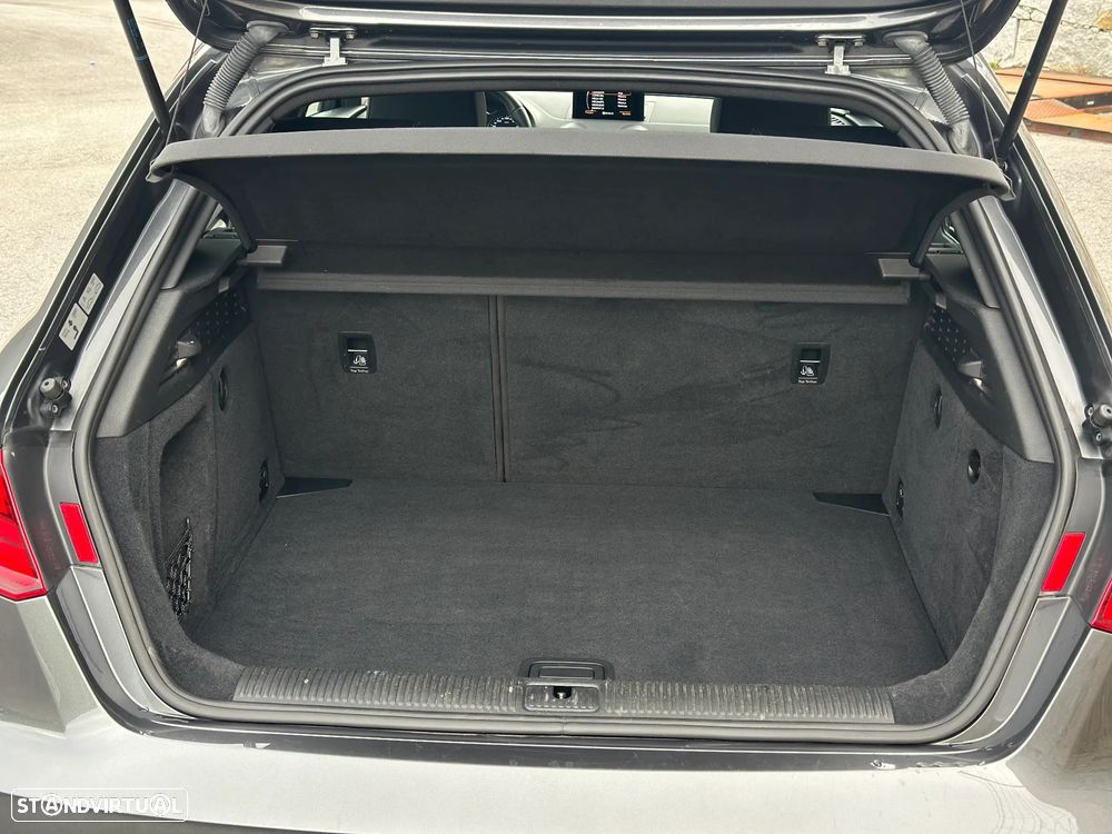 Audi A3 Sportback 2.0 TDI S line Sport Pack - 20