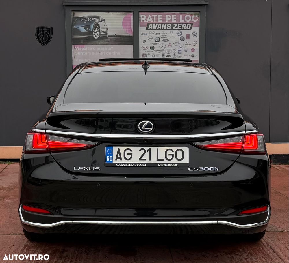 Lexus Seria ES 300h Executive Line - 16