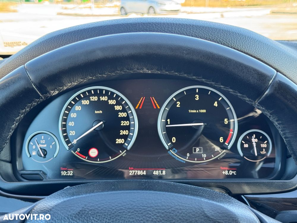 BMW Seria 5 525d xDrive AT - 18