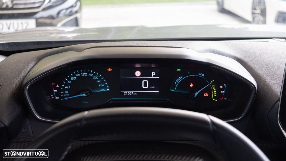 Peugeot 2008 1.2 Hybrid Style e-DCS6 - 7