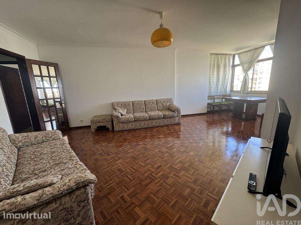 Apartamento T3 em Penha de França de 101,00 m2 - Grande imagem: 4/30