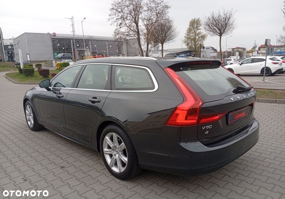 Volvo V90 - 10