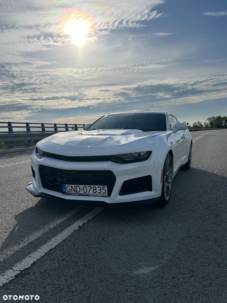 Chevrolet Camaro - 2