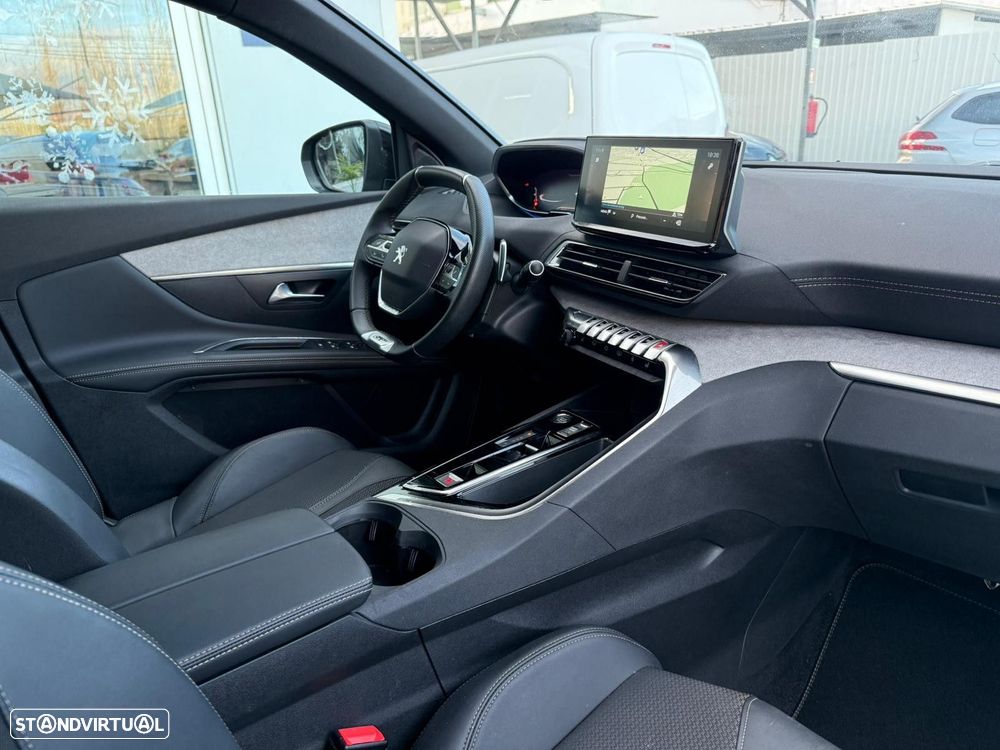 Peugeot 5008 1.2 PureTech GT EAT8 - 5