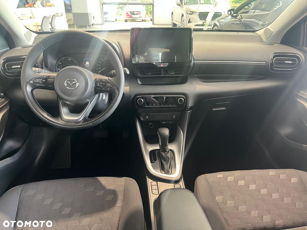 Mazda 2 Hybrid - 4