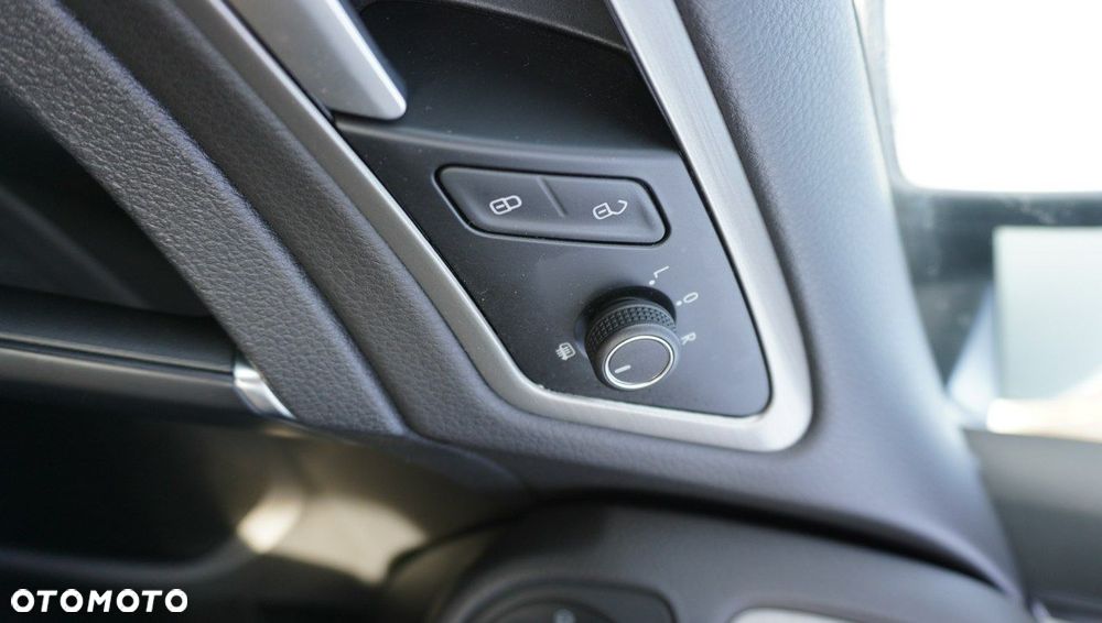 Volkswagen Golf - 15